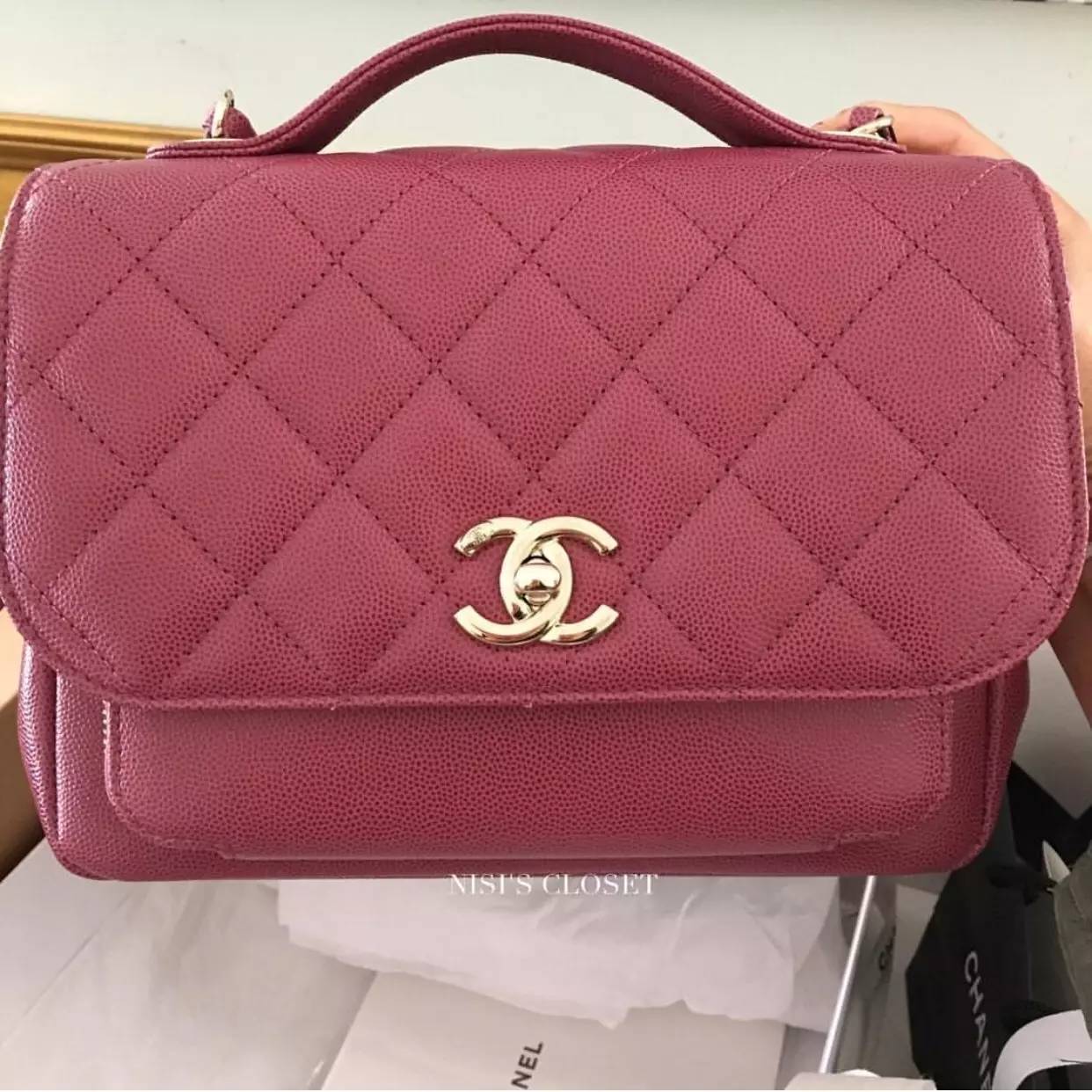 LV、Chanel、YSL三大包包大PK,你会选择谁家的？