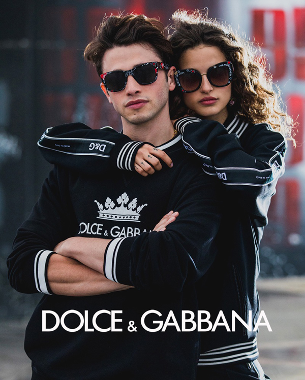 意大利奢侈品牌 Dolce&Gabbana太阳镜系列，玩转涂鸦元素